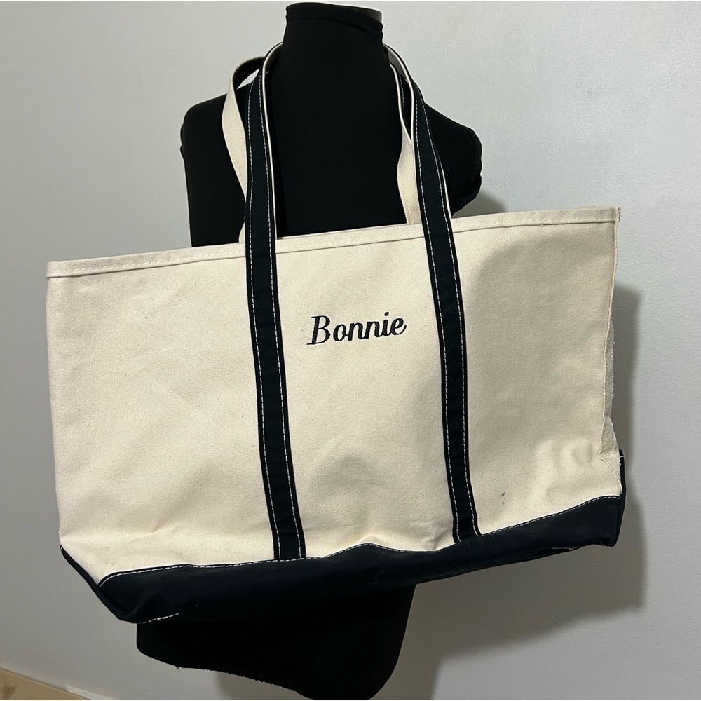 Vintage bouquet Bonnie embroidered large tote bag